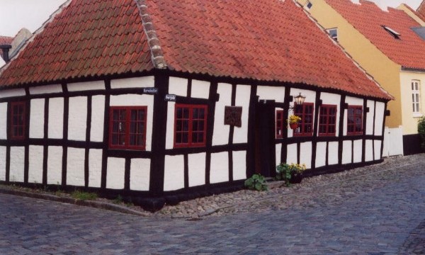 Fra Svenn Henrik Horns artikkel i Salten Slekt nr 1 2006
