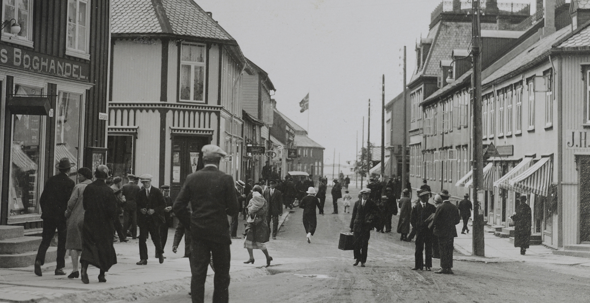 Storgata 1926 - fotograf Kristian Helgesen