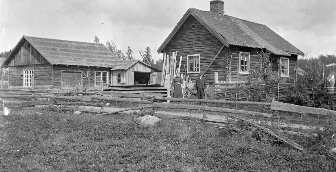 Husmannsplass på Nes i Ringsaker, 1915. FOTO: EINAR LUNDSTEIN / ANNO DOMKIRKEODDEN