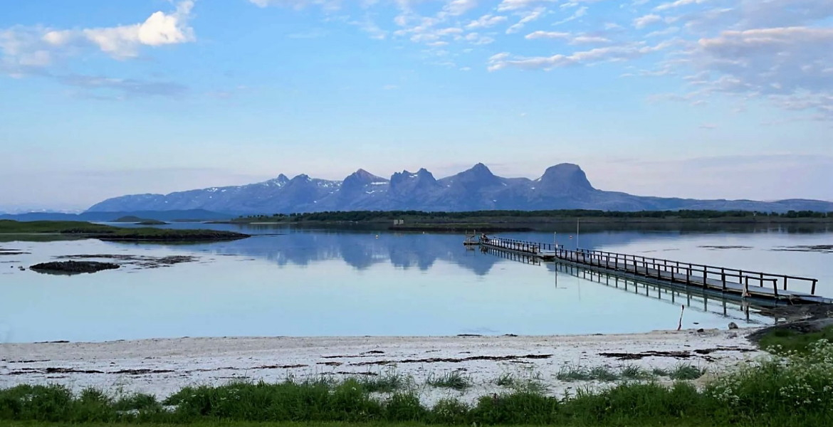 Ved kaia til Herøy Caravan  2022